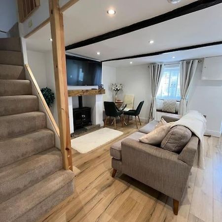 Millstone Cottage Newmillerdam Hill Top Luaran gambar