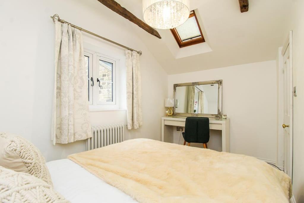 Millstone Cottage Newmillerdam Hill Top Luaran gambar